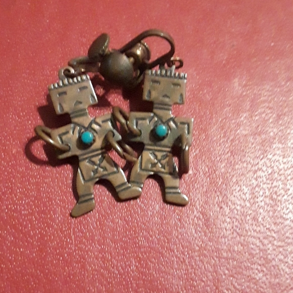 Earrings - Picture 3 of 4